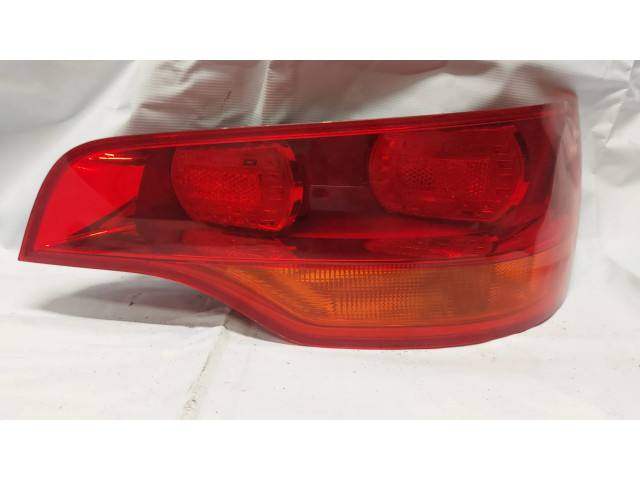 Задний фонарь левый 4L0945094    Audi Q7 4L   2005-2015 года