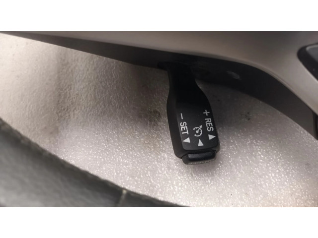 Volant Toyota Verso 2011 451020F070B0  
