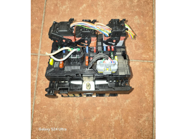   Pojistková skříňka 9661086980, L10   Peugeot 207 2007