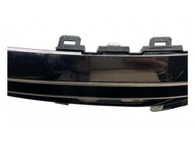 Передняя решётка Citroen C5 Aircross 2017- года 9825347677, 063042      