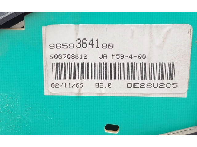 Přístrojová deska  Citroen Berlingo  9659364180  