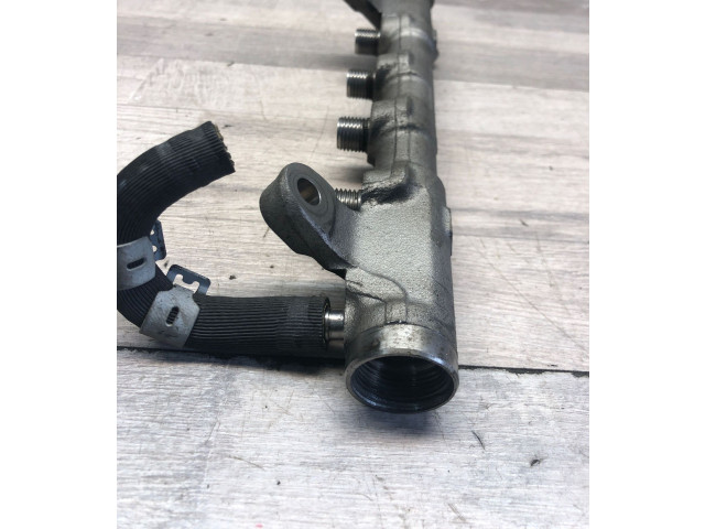 Vstřikovací lišta 03L089N, 0155404   Volkswagen PASSAT B7    CFF 