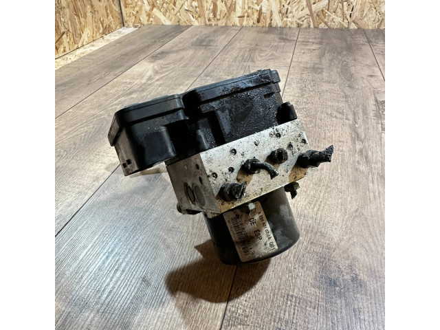 Jednotka ABS a2045455432, a2044310712   Mercedes-Benz C W204 2011