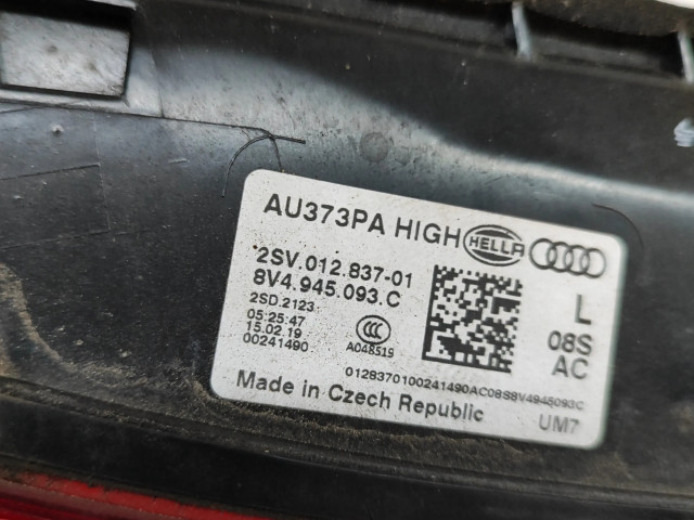 Задний фонарь левый 8V4945093C    Audi A3 S3 8V   2013-2019 года