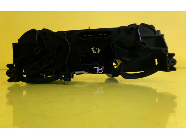 Блок управления климат-контролем 69657032   Mitsubishi Colt