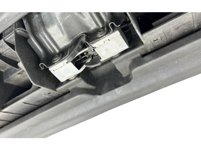 Pojistková skříňka Комплект радиатора 5Q0121203DE, 5WA121251D   Volkswagen Tiguan 2021