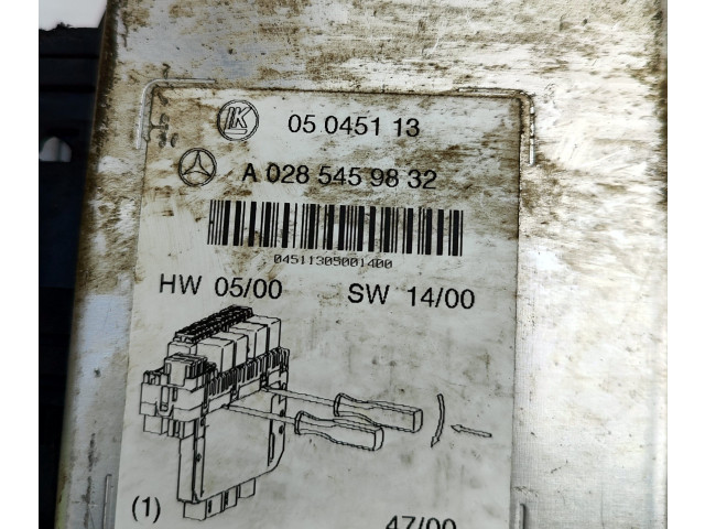   Pojistková skříňka A0285459832, 05045113   Mercede-Benz S W220 2000