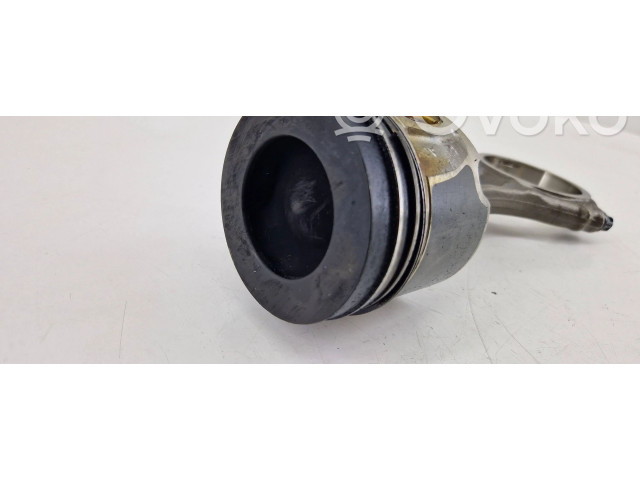 Píst 059AJ, CVU   Audi A6 S6 C7 4G    CVU 