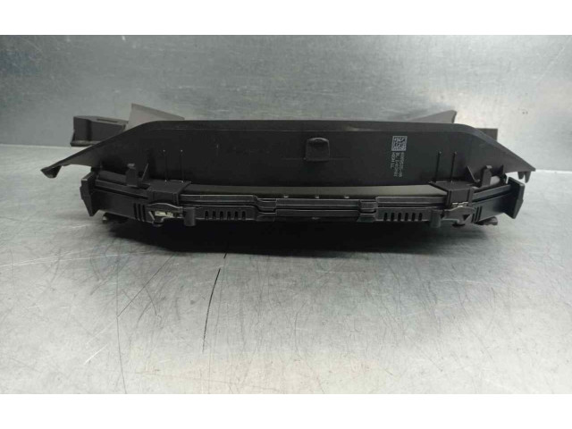 Přístrojová deska  BMW 3 G20 G21 2019 62107928164  