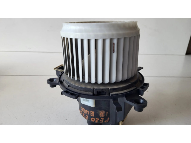 Вентилятор печки    1D480002873577   Peugeot Expert