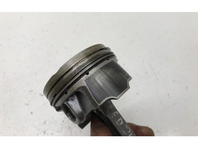 Píst 4GU0, 1119010501   KIA Ceed     