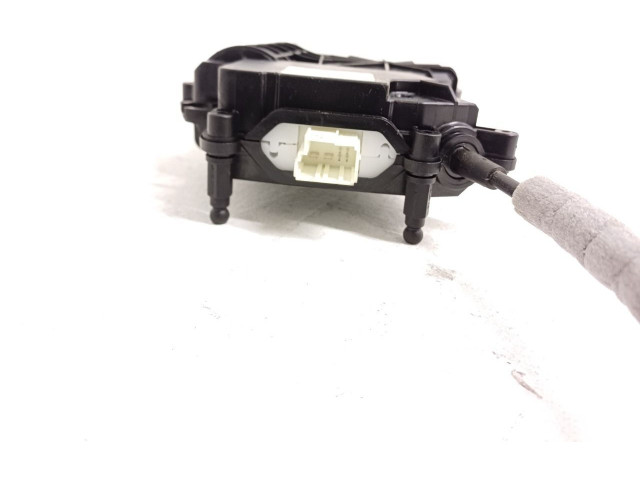 Замок багажника 51247330649    BMW 5 F10 F11 2009 - 2016 года