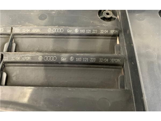 Вентилятор радиатора     1K0121223    Volkswagen Touran I 