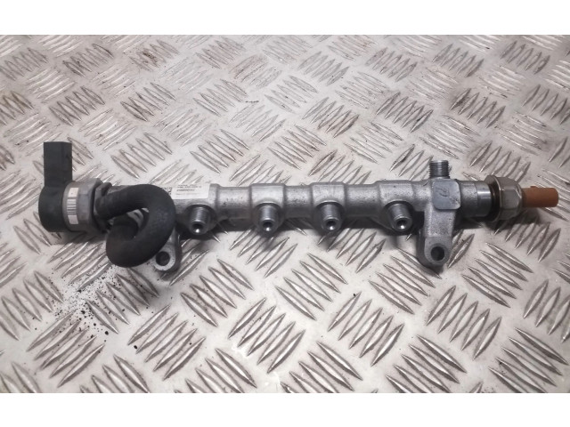 Vstřikovací lišta 03L130089Q, 057130764AB   Audi A5 8T 8F    CGLC 