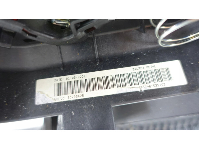 Volant Volvo XC90 2004 30723428  