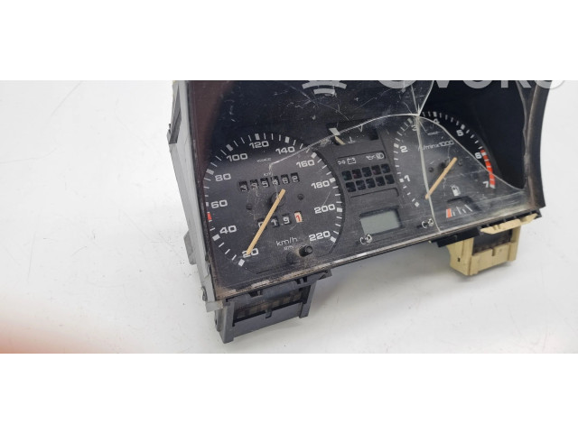 Панель приборов 321919033RF   Volkswagen PASSAT B2       