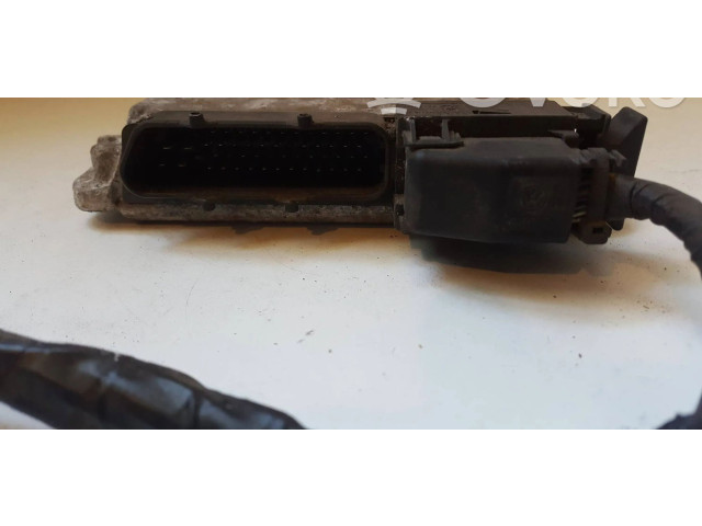 Řídící jednotka 038906018FK, 0281010851   Volkswagen Caddy 2000