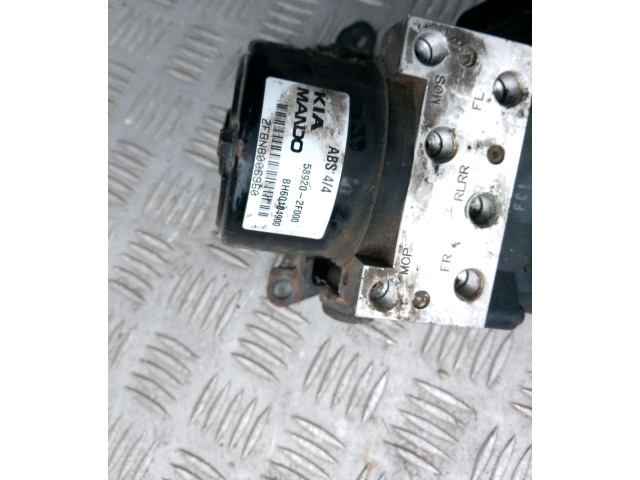 Jednotka ABS 956002F000, 10AK4E31A01   KIA Cerato 2005