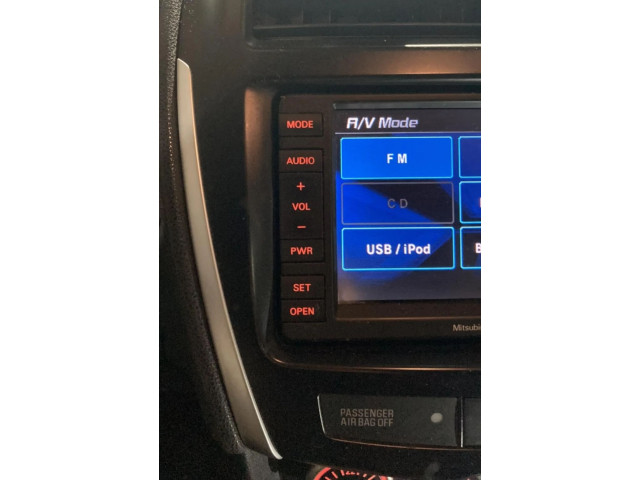 Дисплей    8750A327   Mitsubishi ASX
