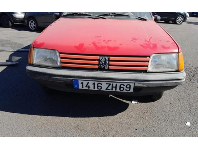 Zpětné zrcátko  Peugeot 205 1988  8148A2, 8148A2  