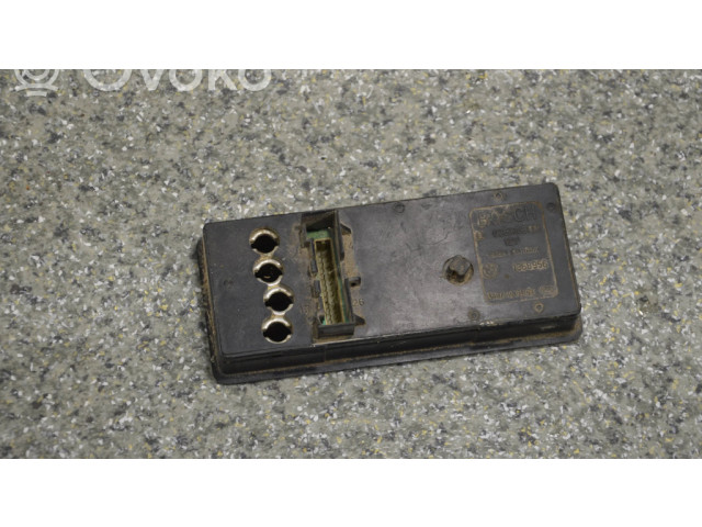 Дисплей    1368956   BMW 3 E30