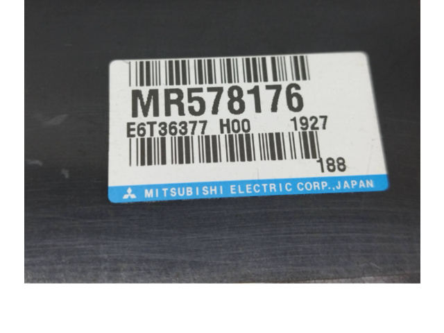Řídící jednotka MR578176, E6T36377   Mitsubishi Pajero 2002