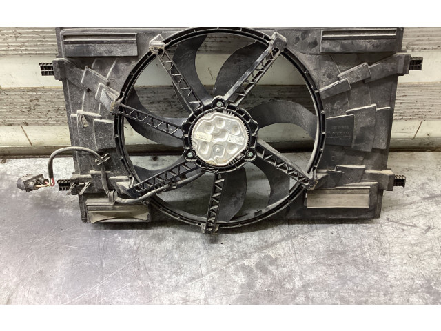 Вентилятор радиатора     5Q0121203CN, 1803153208    Volkswagen PASSAT B8 
