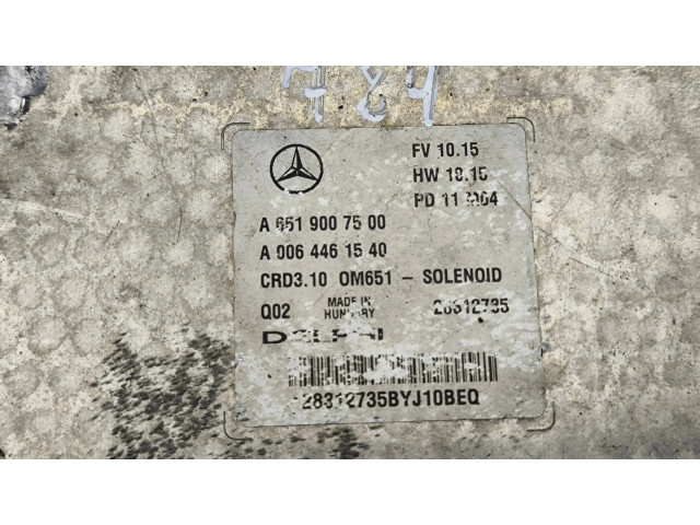Řídící jednotka A6519007500   Mercedes-Benz C W204 2011