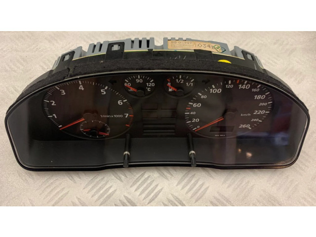 Панель приборов 8D0919034B   Audi A4 S4 B5 8D       
