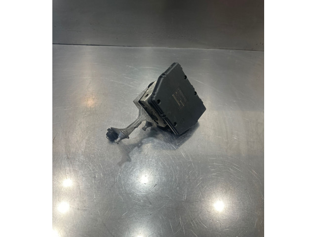 Jednotka ABS A2035451632, SAU0L11198   Mercedes-Benz C W203 2000