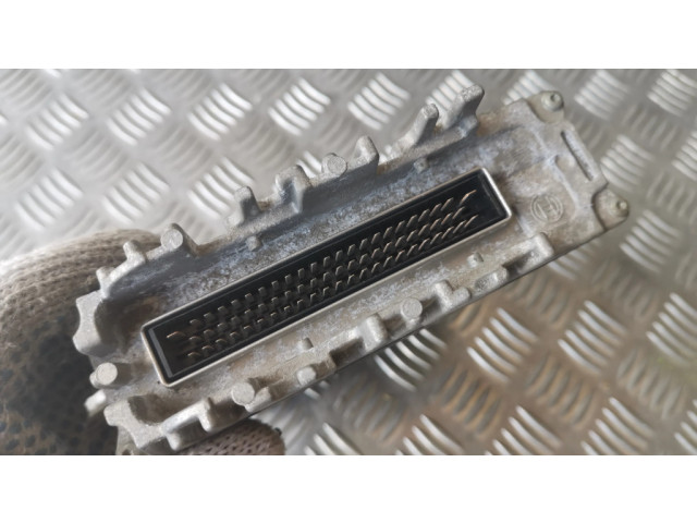 Блок управления двигателя 021906256AC, 0261204888   Volkswagen Transporter - Caravelle T4