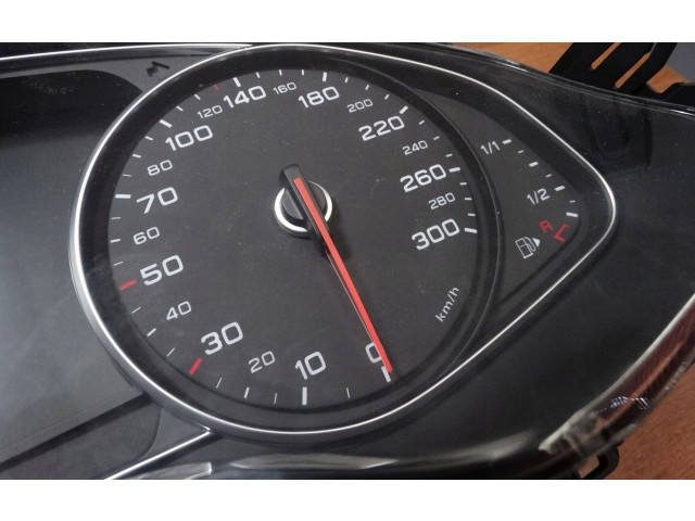 Přístrojová deska  Audi A7 S7 4K8 2024 4K0920781DA6A7C8  