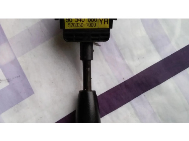 Ручка стеклоочистителей 96540686, 5203301000   Chevrolet Kalos