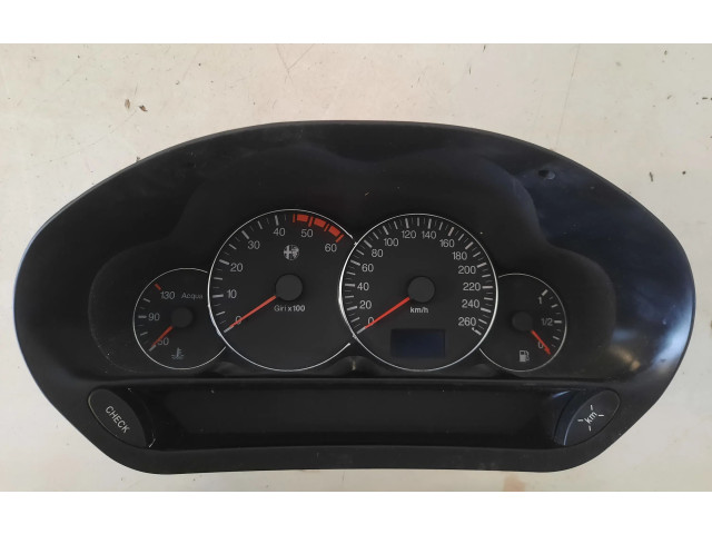 Přístrojová deska  Alfa Romeo 166 2004   