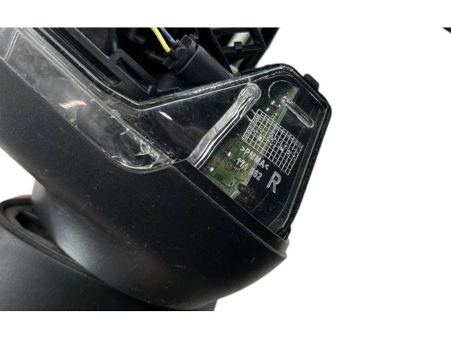 Zpětné zrcátko  Audi A1 2013  E1021120  