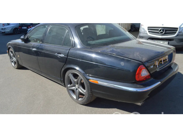 Vstřikovací lišta 4R8Q9D280AC   Jaguar XJ X350  pro naftový motor 2.7 AJD 