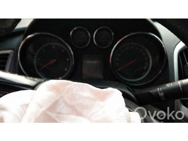 Панель 13433776   Opel Astra J       