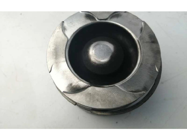  Поршень 2AD 131010R080, 0R080  Toyota RAV 4 (XA30)  