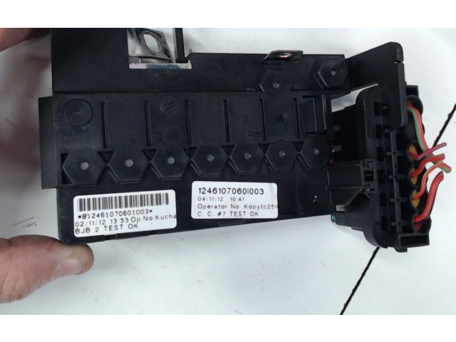   Pojistková skříňka 6R0937550A, 6R0937550A   Volkswagen Up 2012