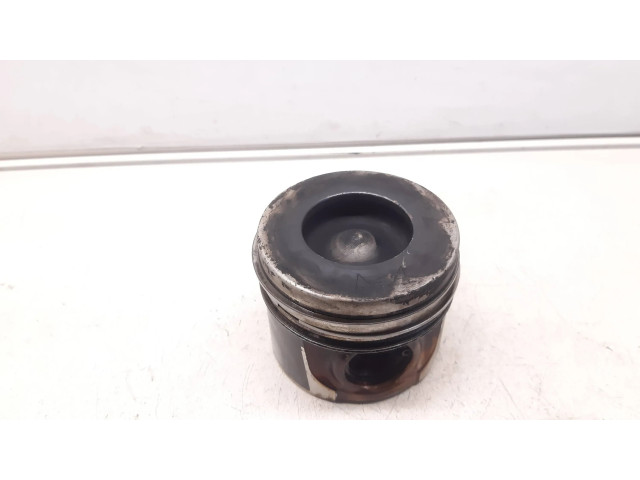 Píst Z916   Mazda 6  pro naftový motor 2.2  