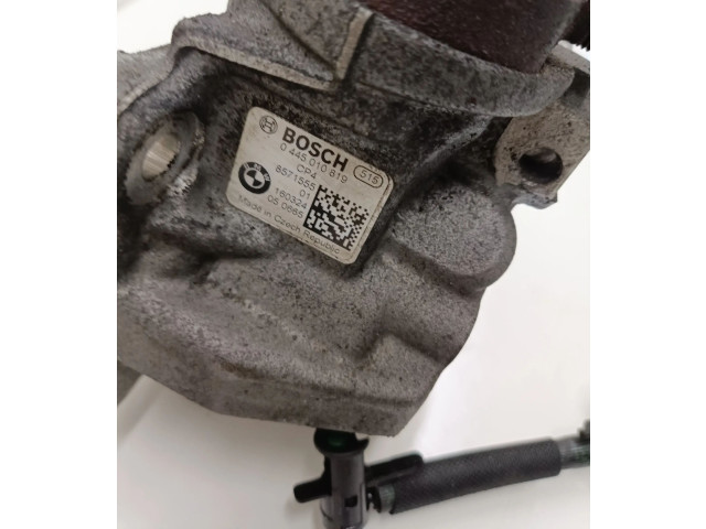 Vstřikovač 8571569, 8571555   BMW 7 G11 G12  pro naftový motor 3.5 B57 