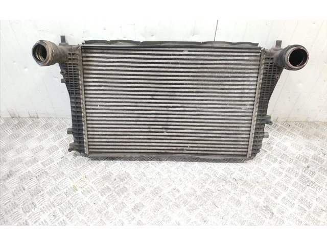 Интеркулер  1K0145803T   Audi A3 S3 8P 2.0