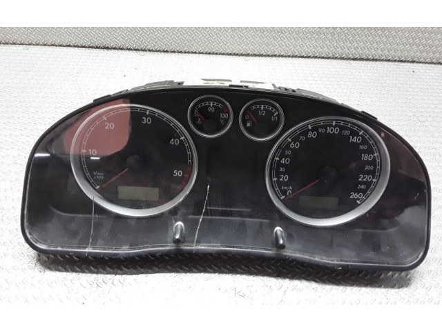 Přístrojová deska  Volkswagen PASSAT B5.5 2003 3B0920826A, 110080137002  