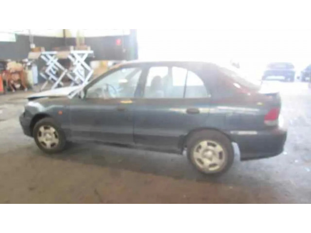 Přední světlo     Hyundai Accent 1999