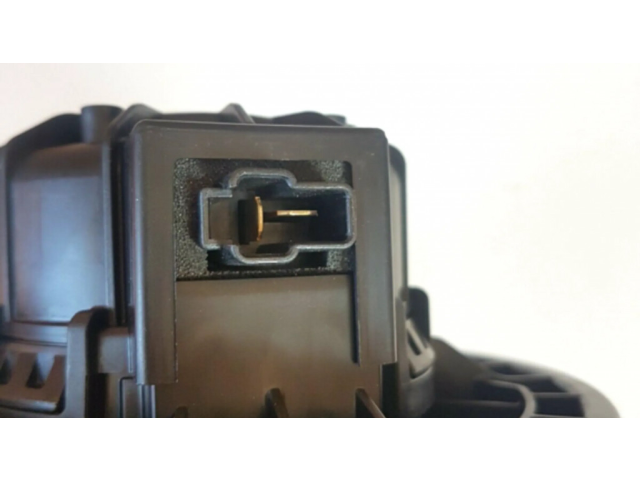 Вентилятор печки    D316PNBLA02, C7153190906   Hyundai i30
