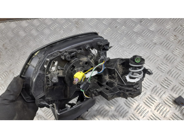 Зеркало электрическое     правое    Audi Q7 4M  2015- года   