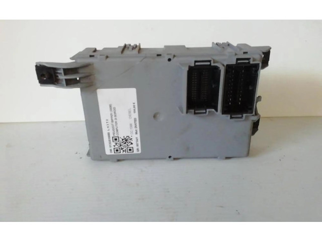   Pojistková skříňka 01353010080, 28136466   Peugeot Bipper 2008