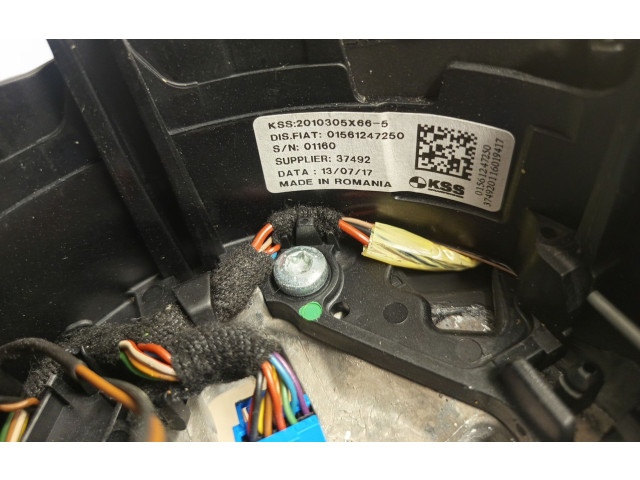 Руль Alfa Romeo Stelvio  2016 -  года 01561247250, 01561247250      