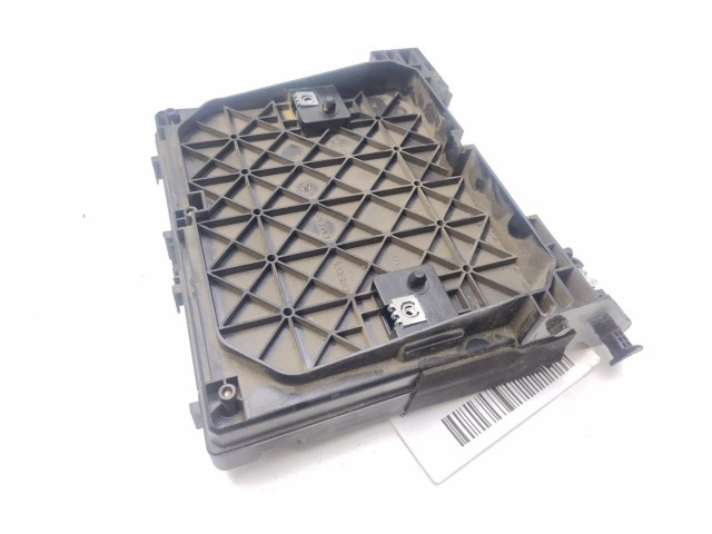 Блок предохранителей YM2114B205C   Volkswagen Sharan    