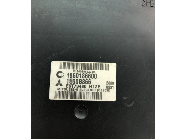 Блок управления двигателем ECU 1860186600   Mitsubishi Colt